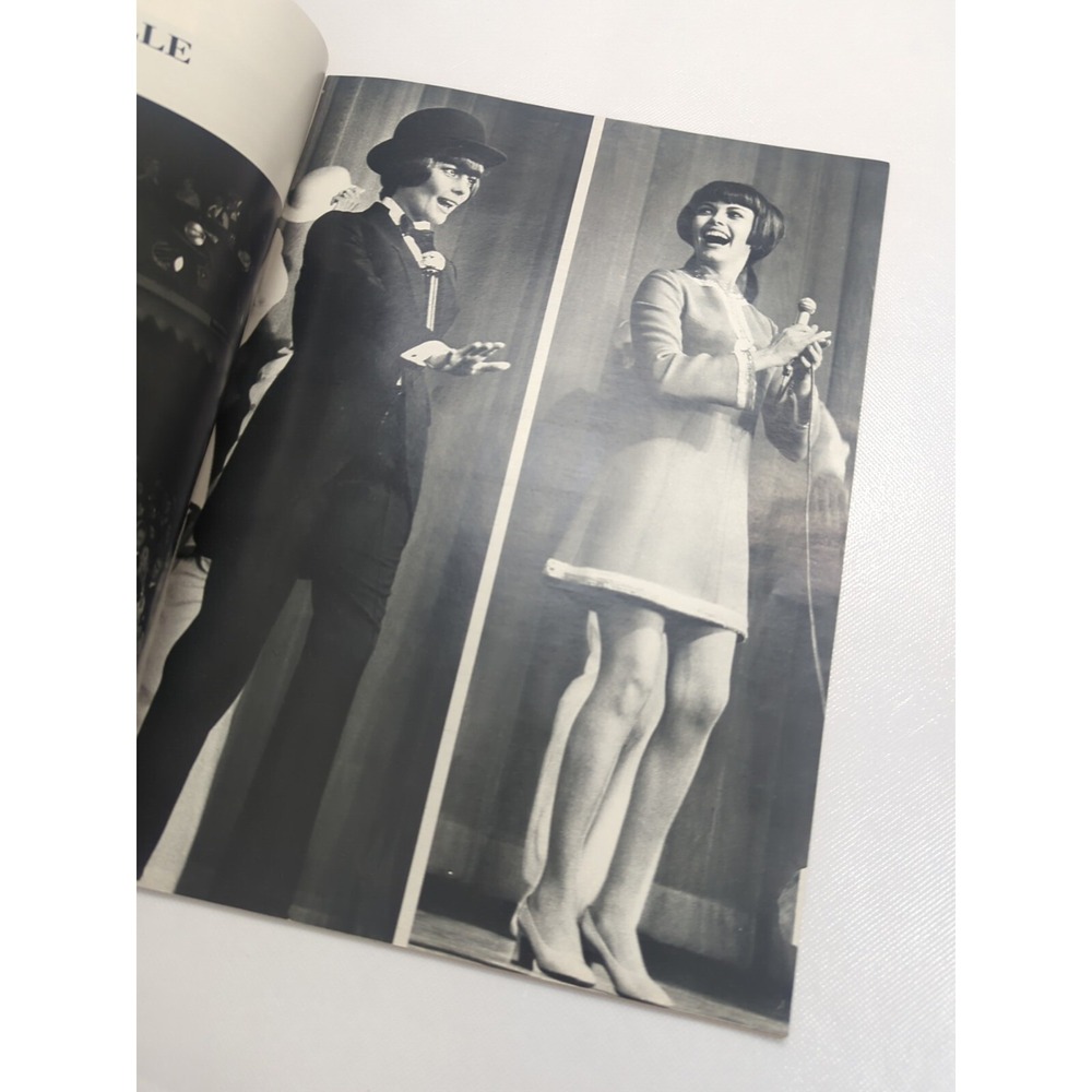 Jours De France Magazine 1970 No 786 Sheila Devant L'Amour Fashion News Daily - Picture 13 of 13